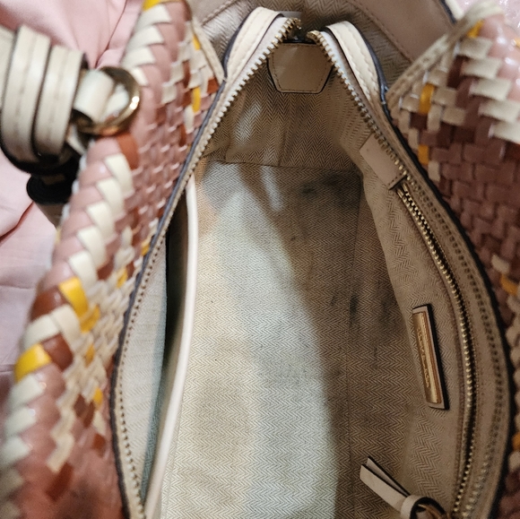 Tory Burch braided leather hand bag with matching wallet. - Picture 8 of 13